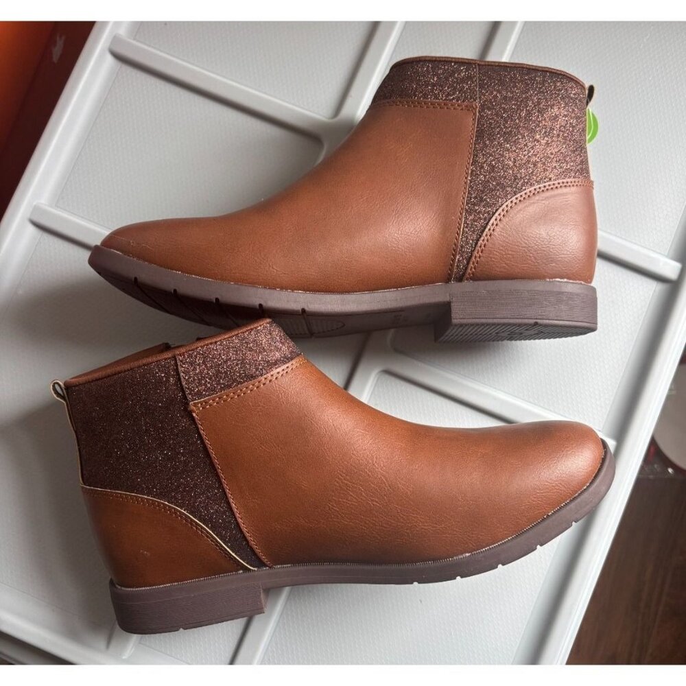 Stride Rite Girls Brown Ankle Boots With Glitter Accents & Side Zippers - Size 5